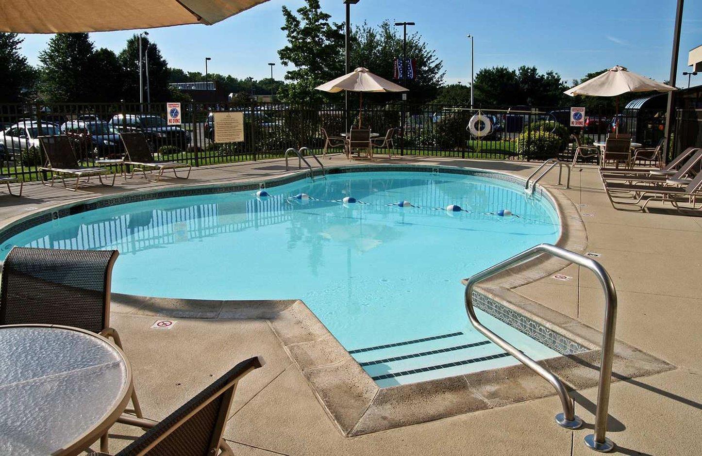 Hampton Inn West Springfield Kültér fotó
