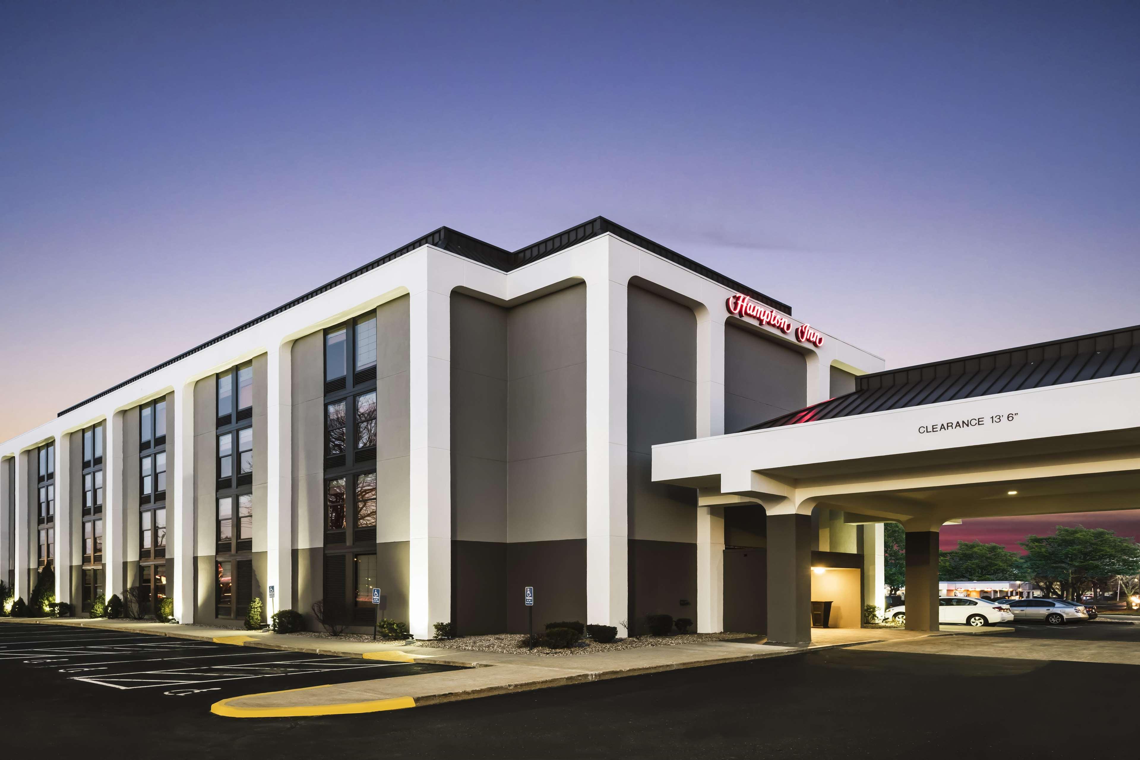 Hampton Inn West Springfield Kültér fotó