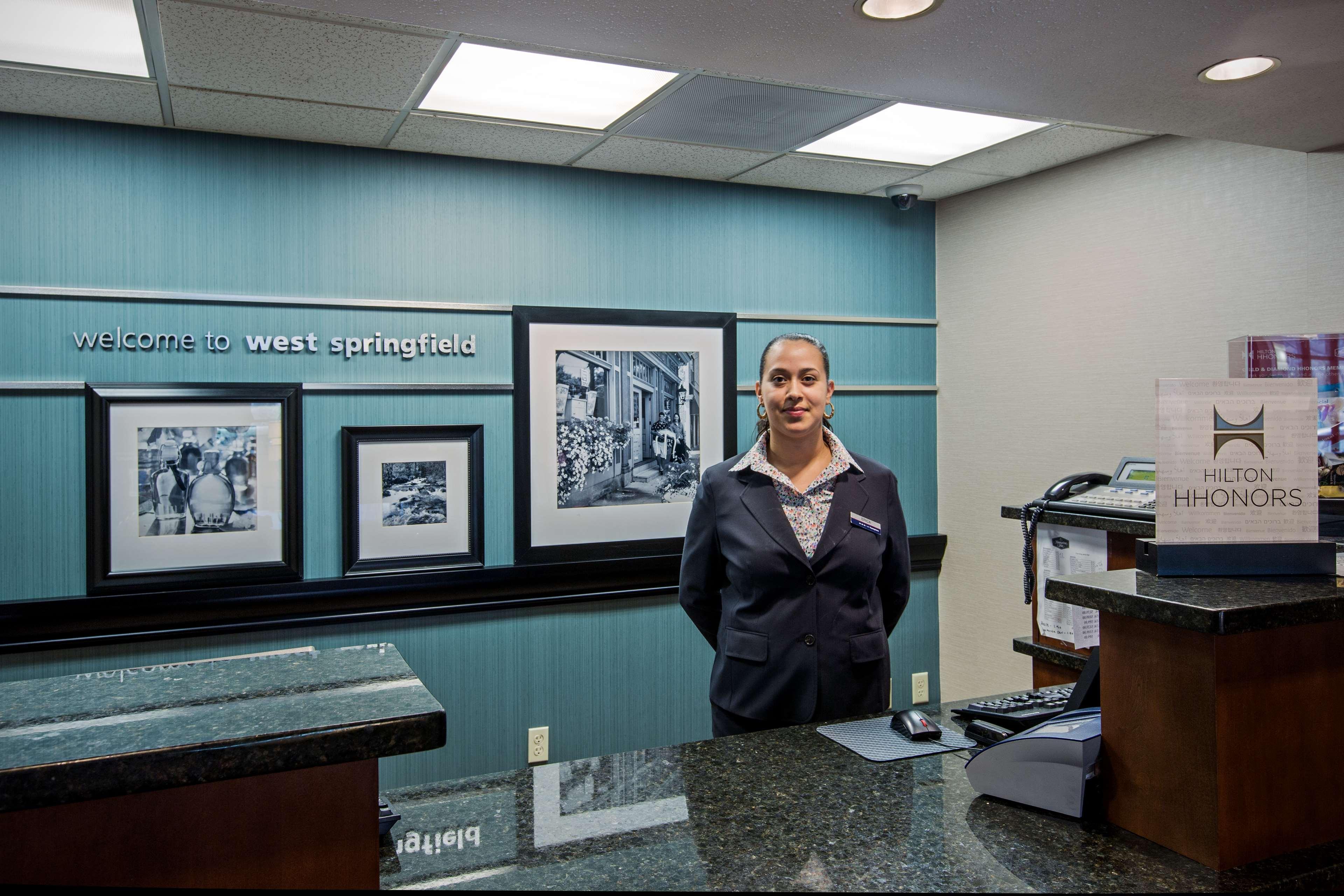 Hampton Inn West Springfield Kültér fotó