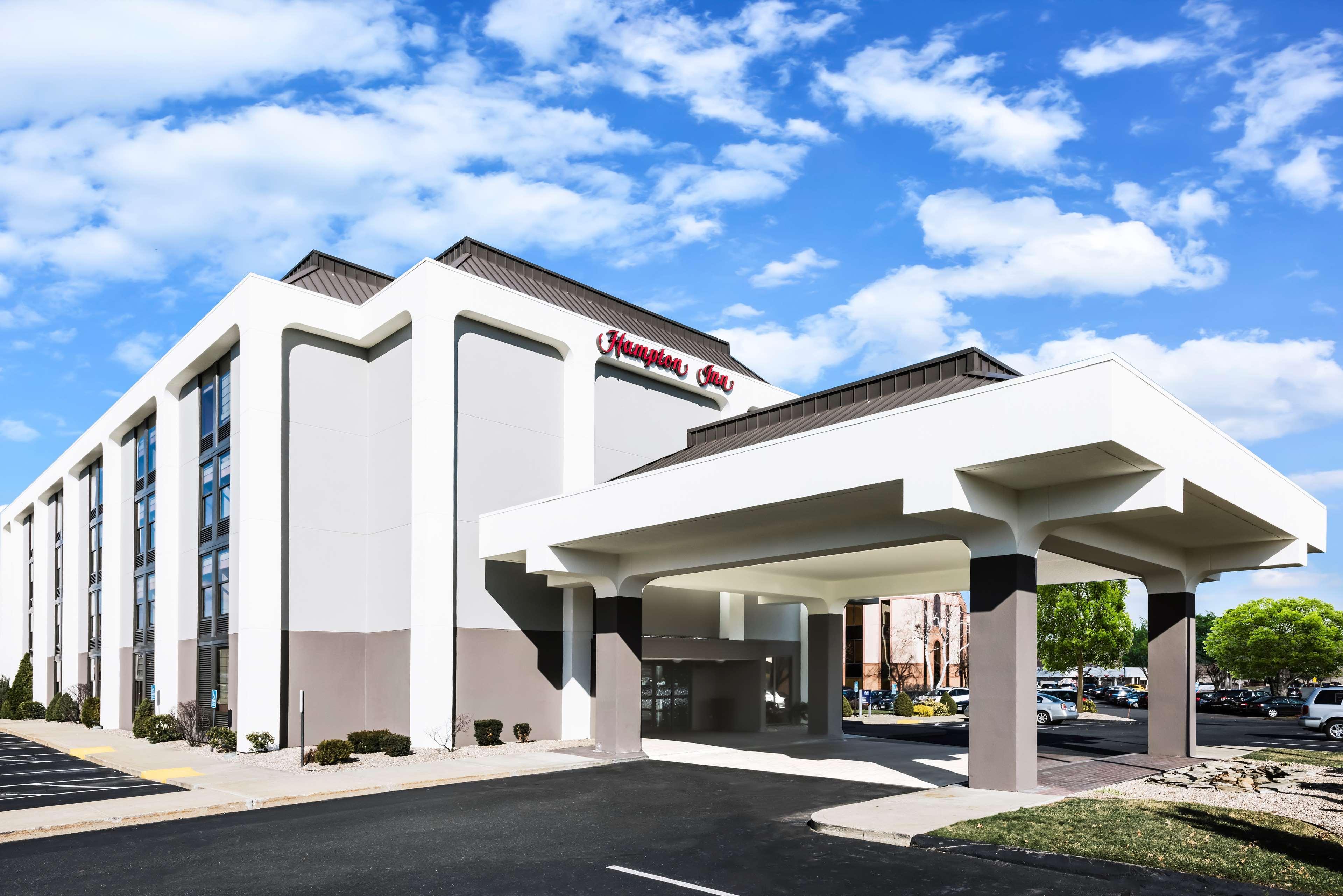 Hampton Inn West Springfield Kültér fotó