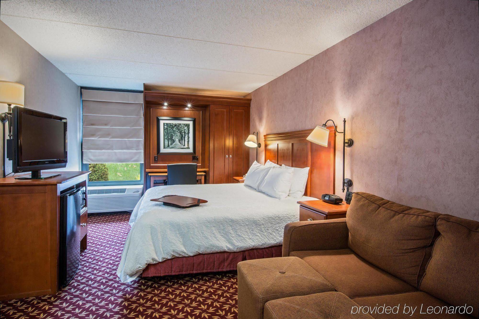 Hampton Inn West Springfield Kültér fotó